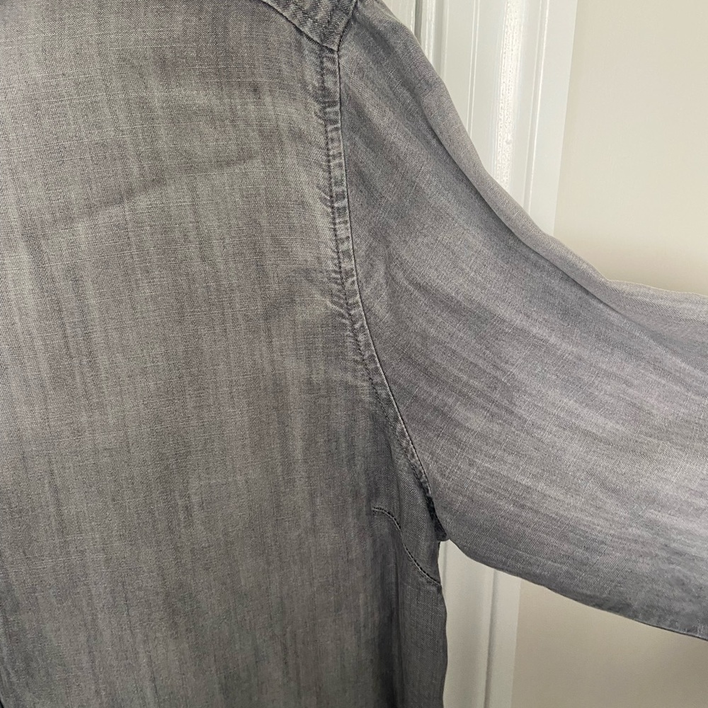 Cloth & Stone button up blouse - Picture 4 of 7